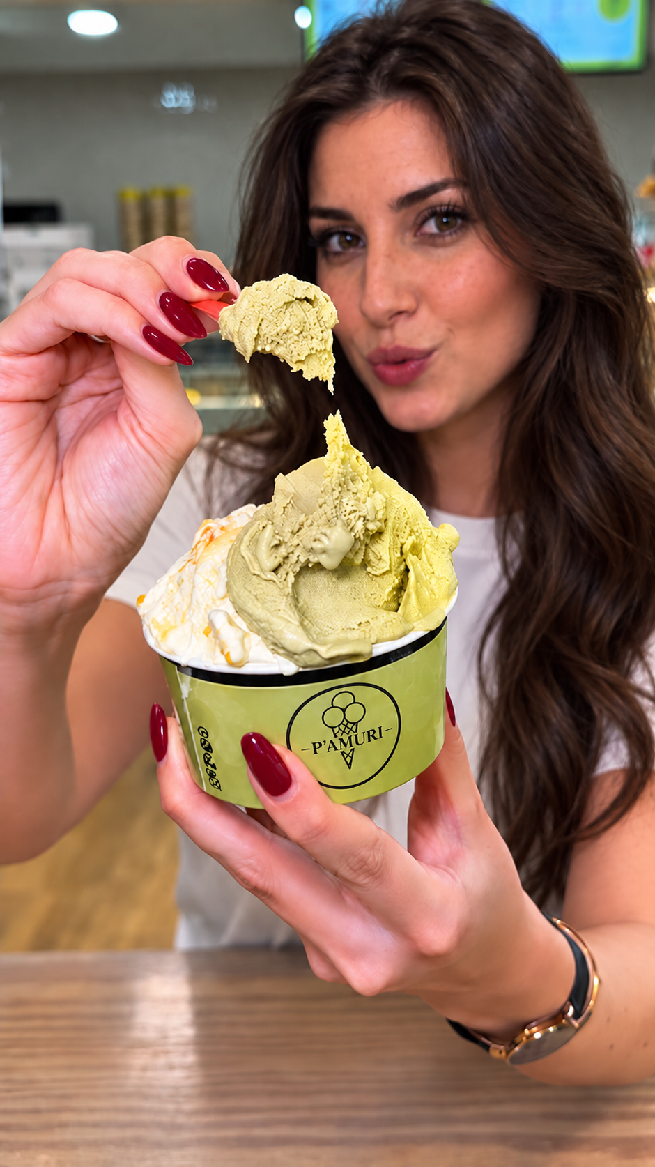 Coppetta de gelato P’Amuri recién servida